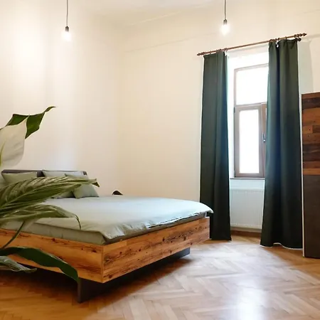 The Industrique Home - 3 Bedroom Apartment Timisoara Exterior photo